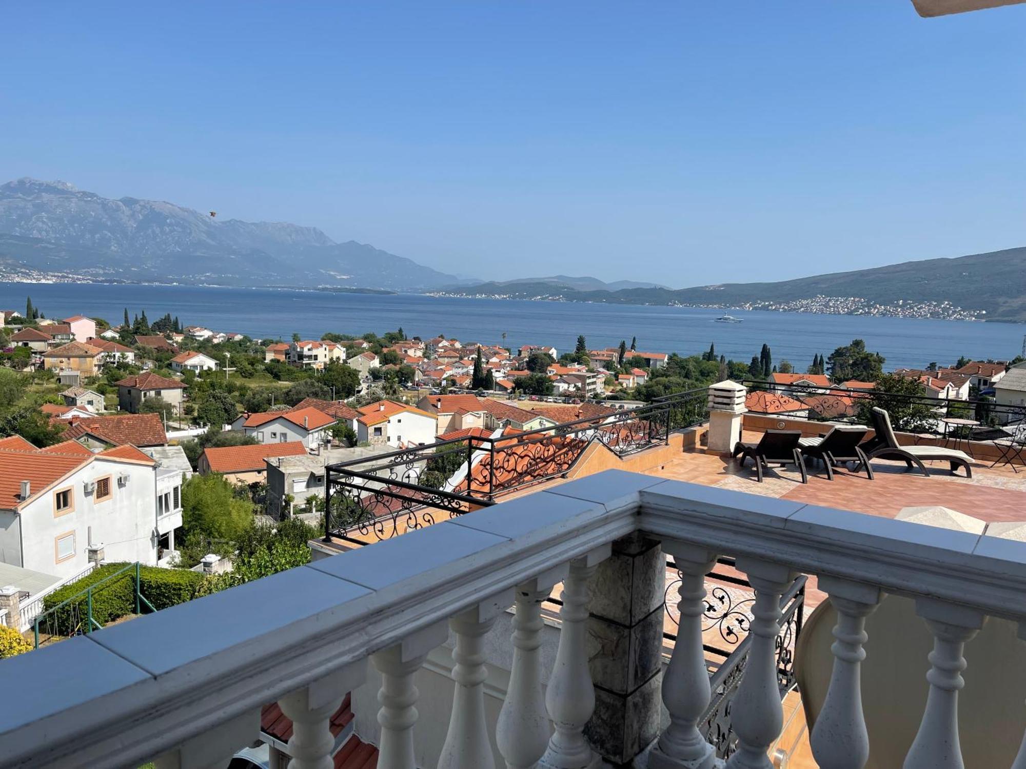 Monte Aria Panorama Suites Herceg Novi Oda fotoğraf