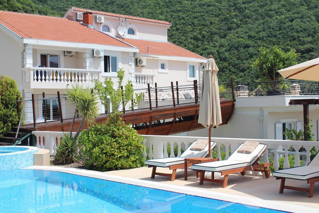 Monte Aria Panorama Suites Herceg Novi Dış mekan fotoğraf